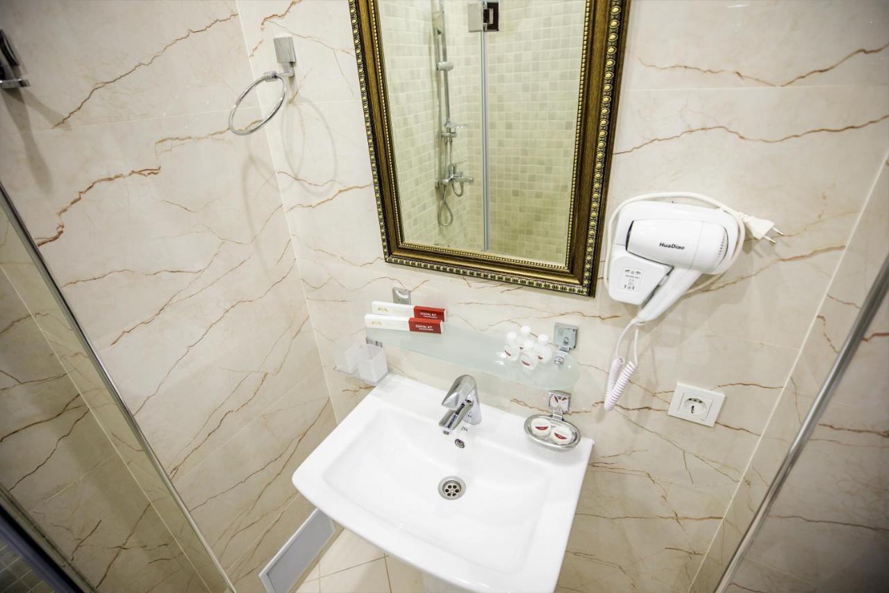 Leader Hotel ทาชเคนต์ ภายนอก รูปภาพ