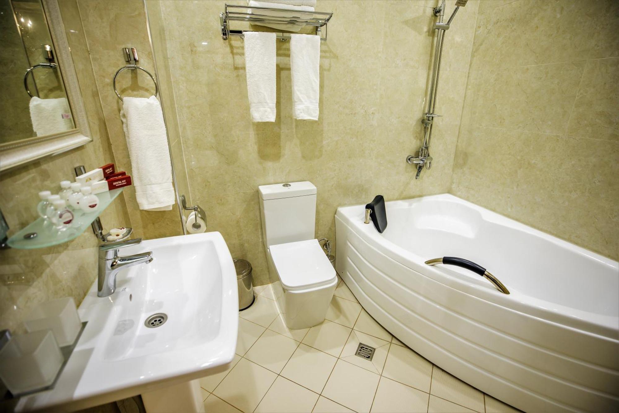 Leader Hotel ทาชเคนต์ ภายนอก รูปภาพ