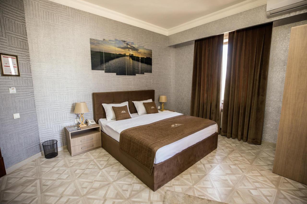Leader Hotel ทาชเคนต์ ภายนอก รูปภาพ